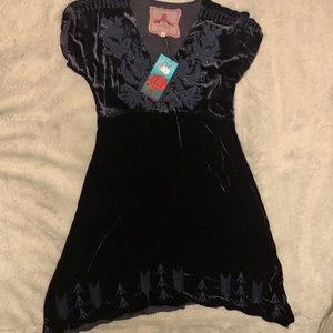 Johnny Was Embroidered Velvet Tunic
